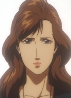 サユリ　クラウディア