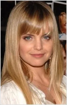 Mena Suvari