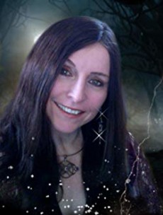 マギー・シェイン