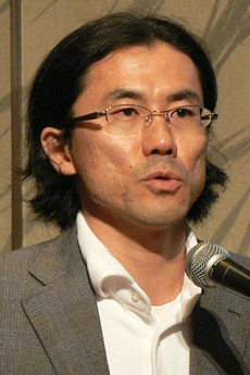 内田康史